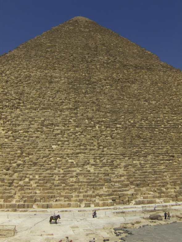 Piramis, paranyi2